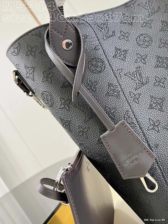 Aaa replica bags x VUITTON HINA-46 17CM 29.5 LOUIS x 0822